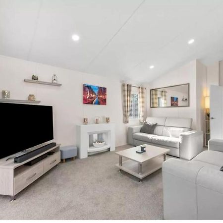 Rivers Edge دولار المظهر الخارجي الصورة